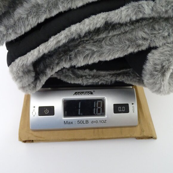 Valerie Stevens Black Gray Puffer Reversible Vest Women Size L Faux Fur Lining - Picture 9 of 9